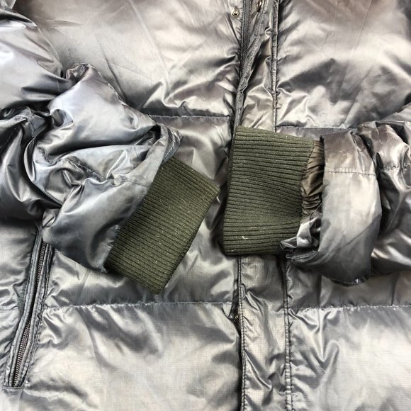 SOLD - Tumi Navy Blue Packable Down Puffer Jacket - Picture 13 of 17